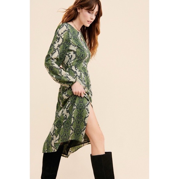 NWT Anthropologie‎ Glamorous Green Snakeskin Print Midi Dress Size Medium - Picture 3 of 15